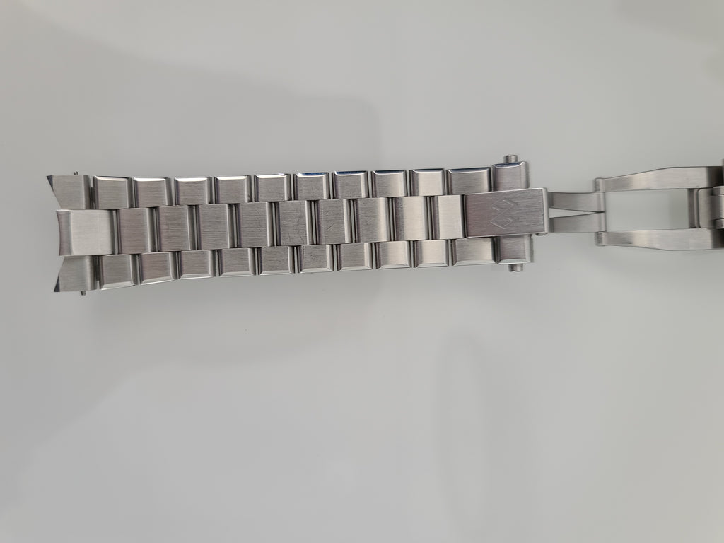 Pre-Owned Formex Essence Thirtynine Gamaret