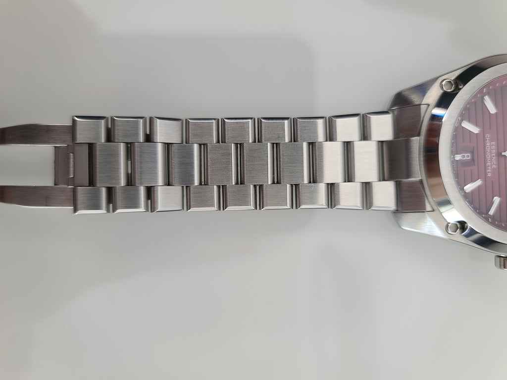 Pre-Owned Formex Essence Thirtynine Gamaret