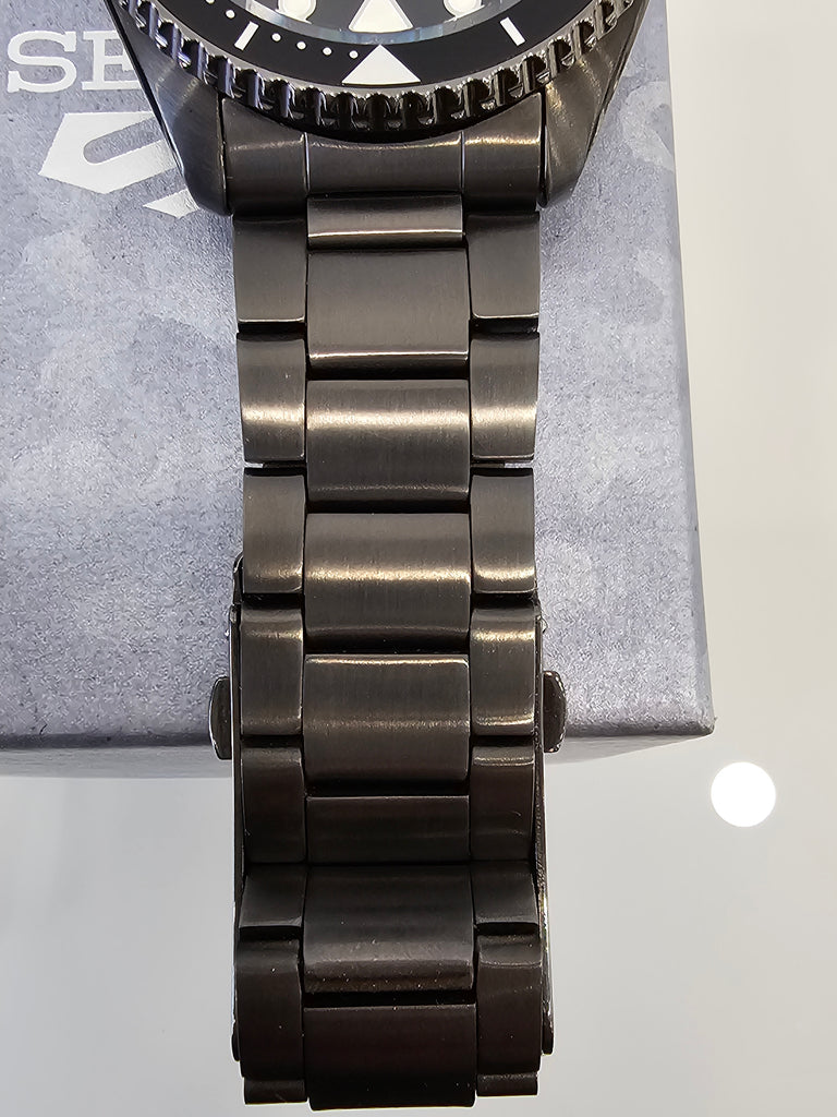 Pre-owned Seiko 5 Sports SRPD65K1