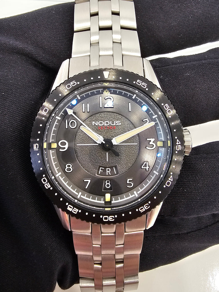 Pre-owned Nodus Sector Pilot Day Date