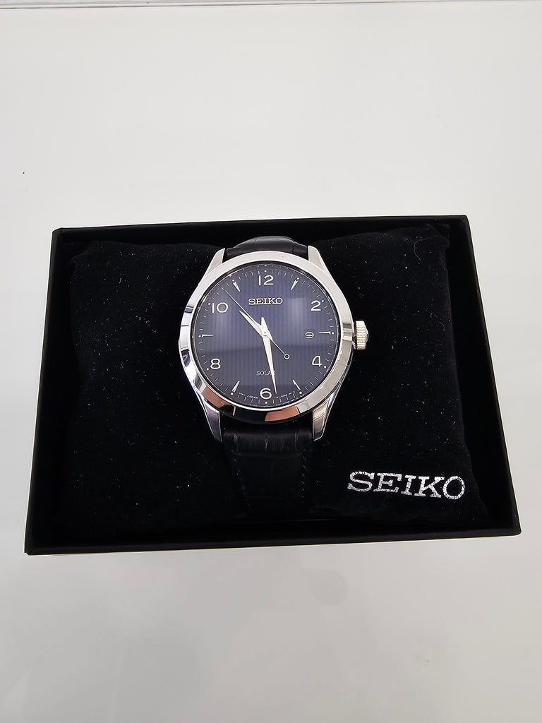 Pre-owned Seiko Solar SNE491