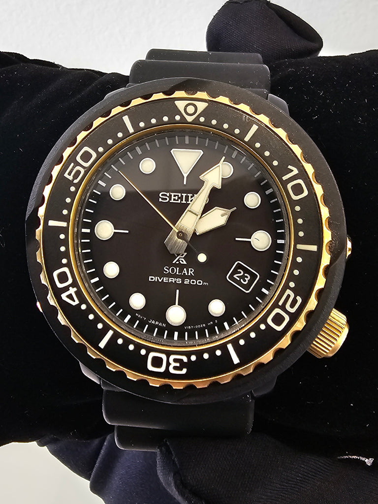 Pre-owned Seiko Solar Tuna SNE498P1