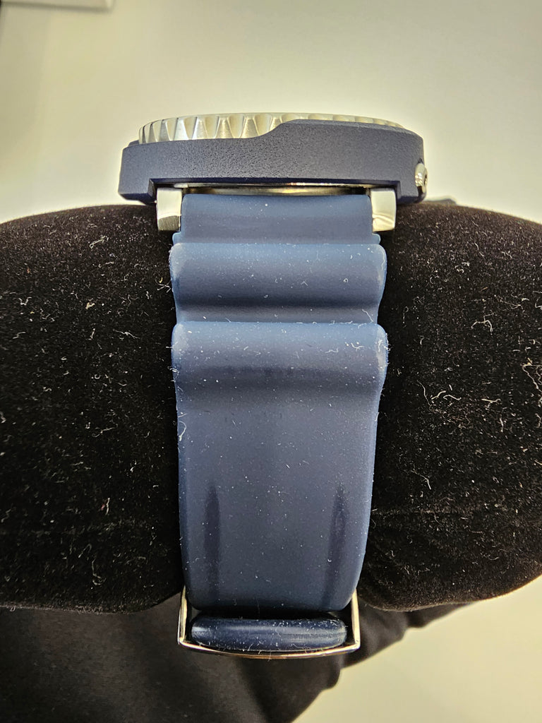 Pre-owned Seiko Solar Tuna SNE499P1