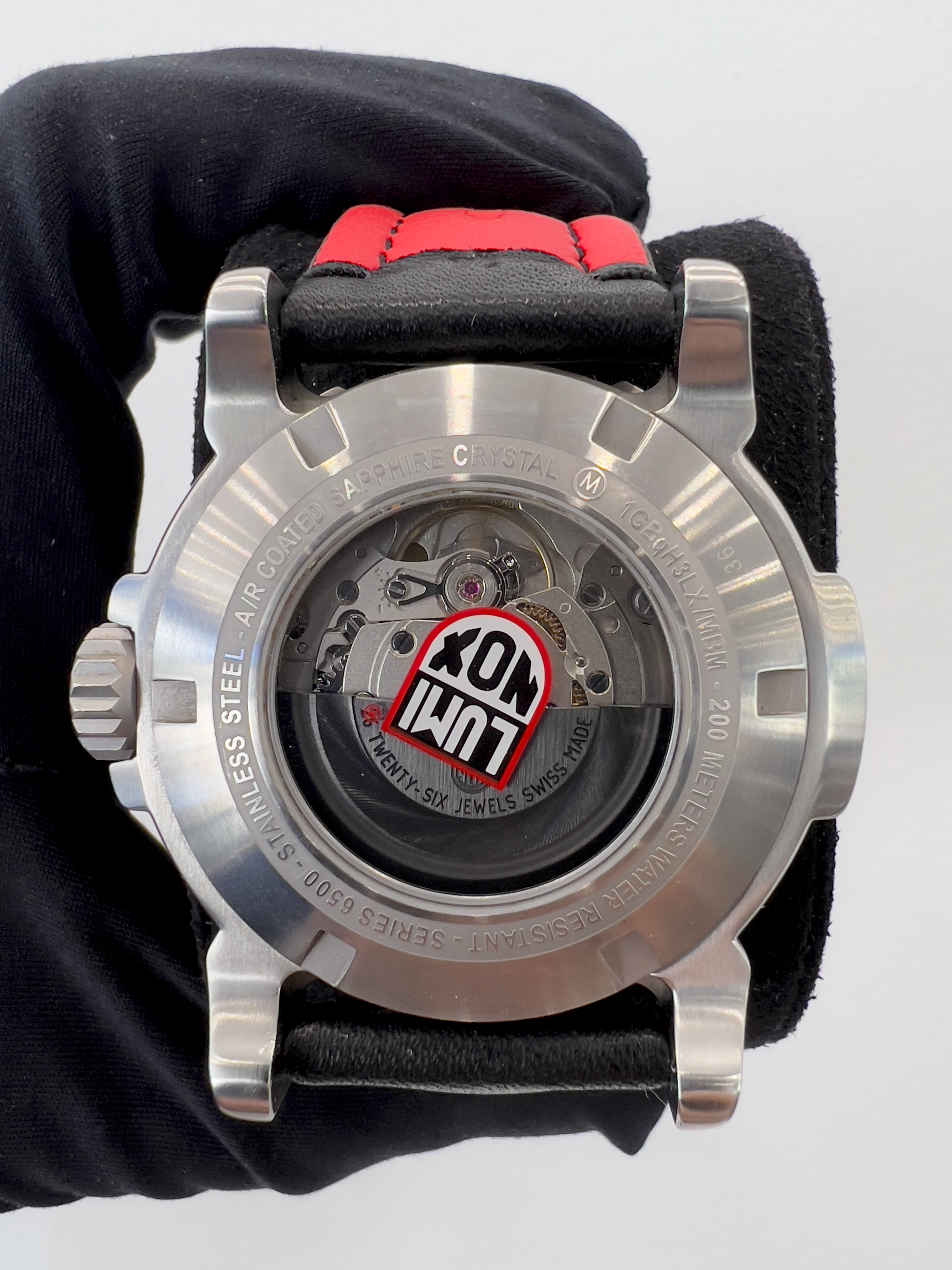 Pre owned sales luminox watches