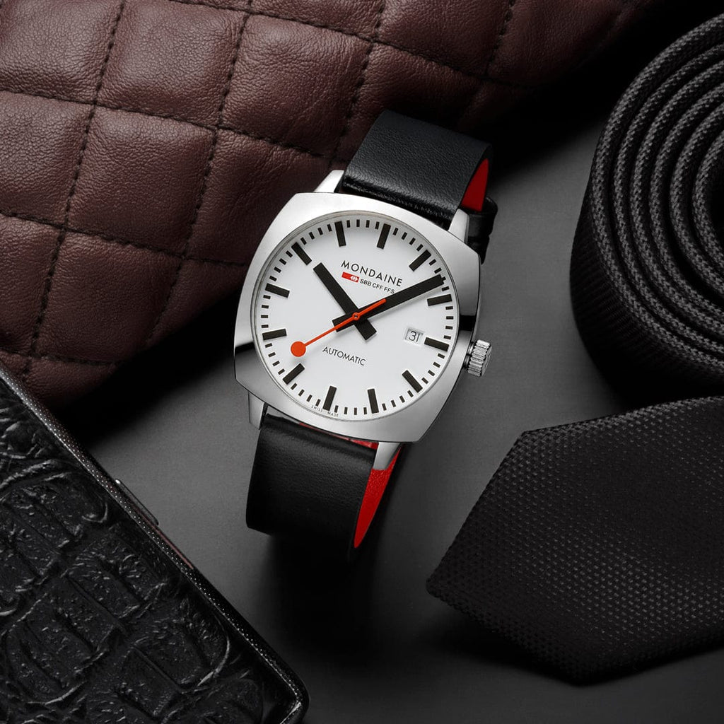 Mondaine Automatic Cushion 39mm