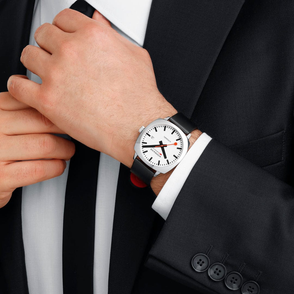 Mondaine Automatic Cushion 39mm