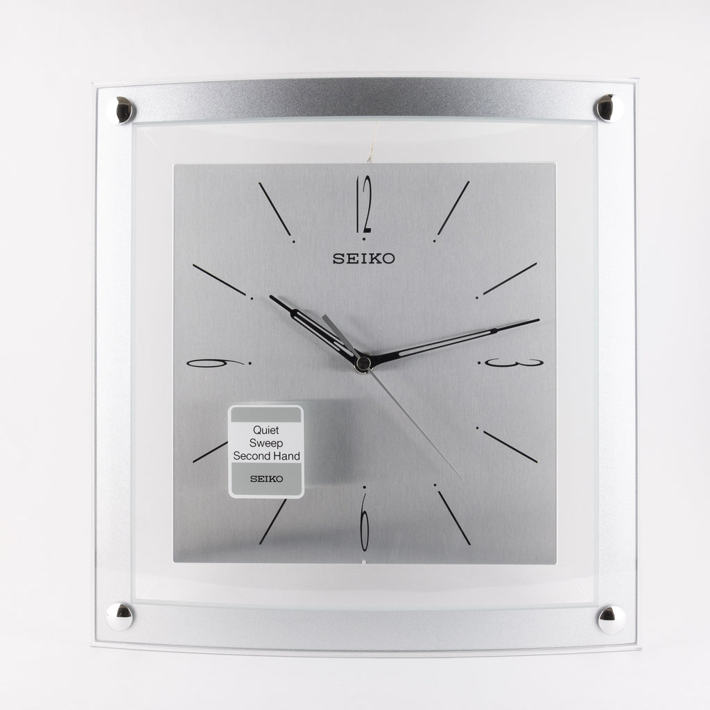 Seiko DSCF6377 Wall Clock
