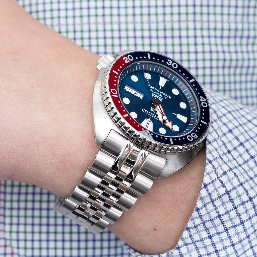 Angus-J Louis for Seiko Turtle